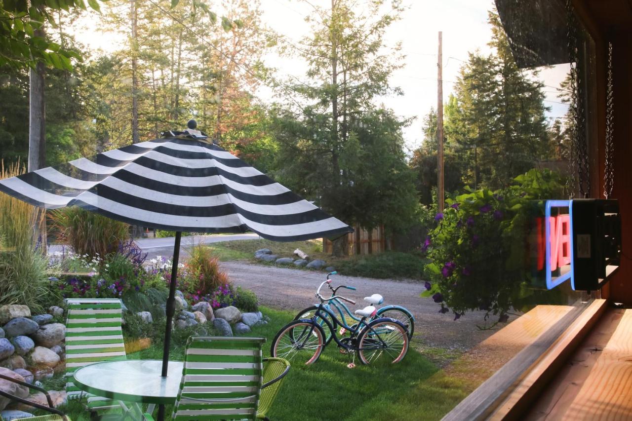 Flathead Lake Resort Woods Bay Екстериор снимка